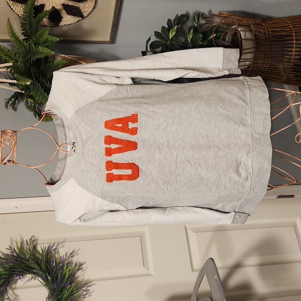 UVA Sweatshirt sz XL
